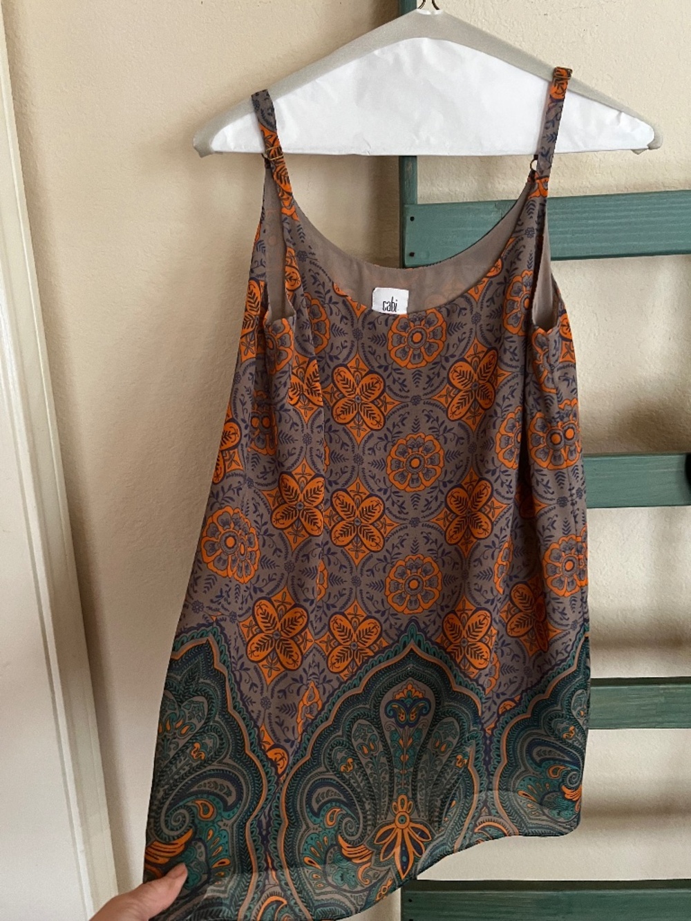 CAbi XS sleeveless top for jeans or office or going out
